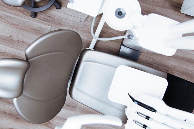 Imagem editorial de atendimento e cuidado profissional para peeling retinoico em Londrina, imagem 2.